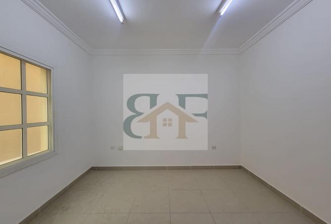 1013836 - Property Image 3