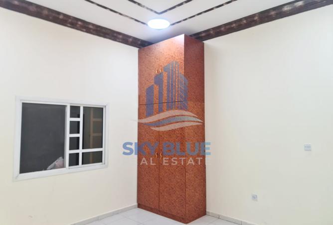 954496 - Property Image 3