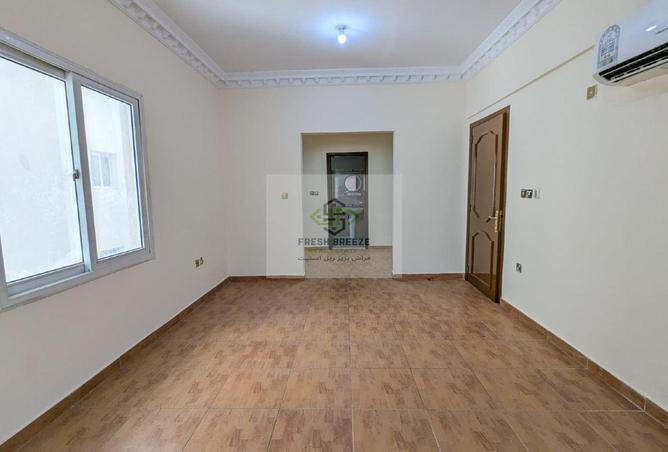 954710 - Property Image 3