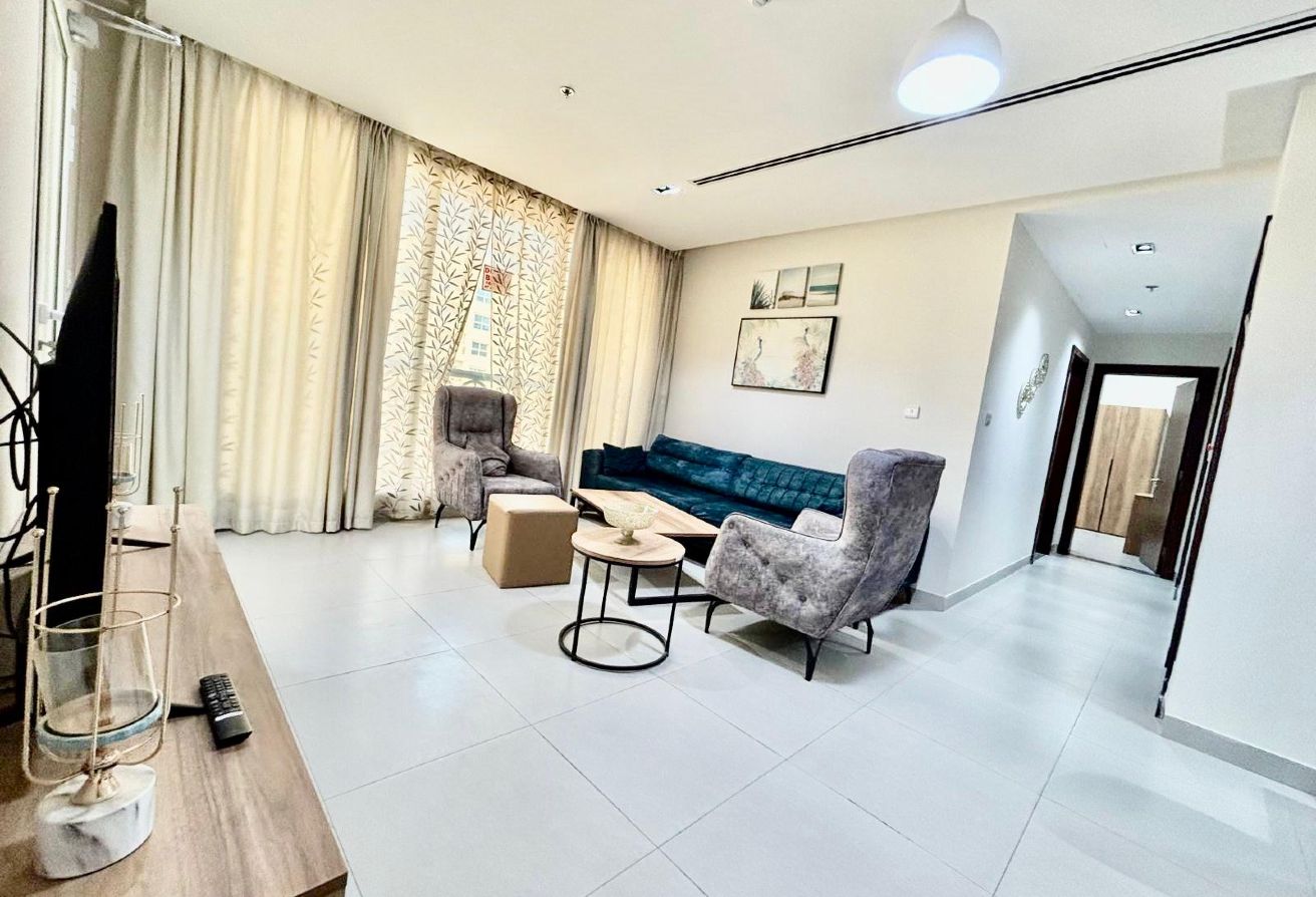 Huge unit | 3BR- FF with Terrace| bills included|