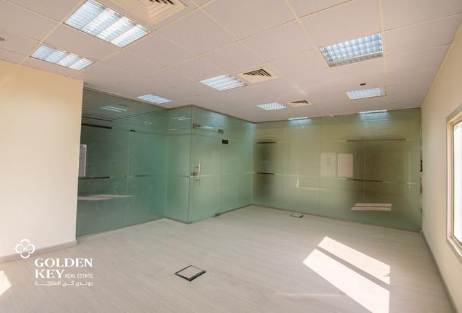 955060 - Property Image 3