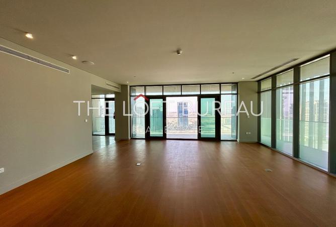 955136 - Property Image 2