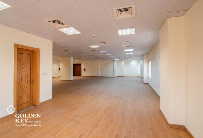 955091 - Property Image 2