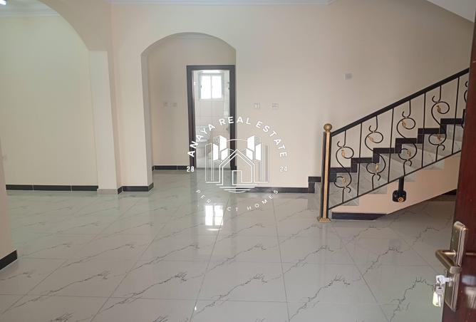 955198 - Property Main Image