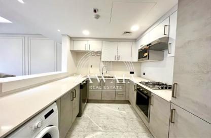 Apartment - 2 Bedrooms - 3 Bathrooms for rent in Lusail Marina Heights - Marina District - Lusail