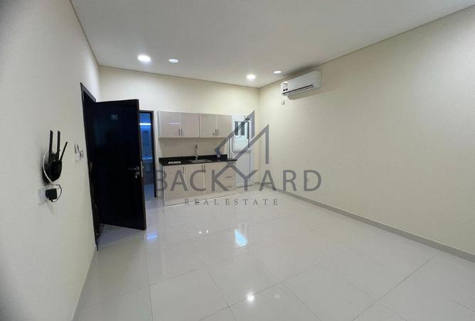 955548 - Property Image 2