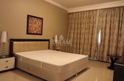 Apartment - 2 Bedrooms - 3 Bathrooms for rent in West Bay - West Bay - Doha