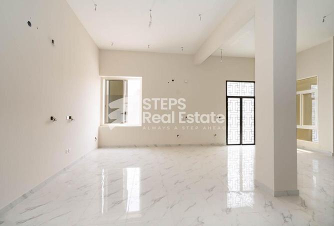 955178 - Property Image 2