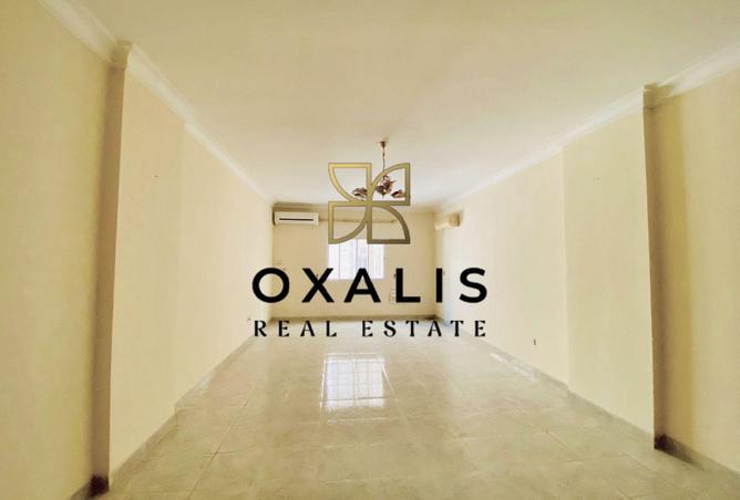 955845 - Property Main Image