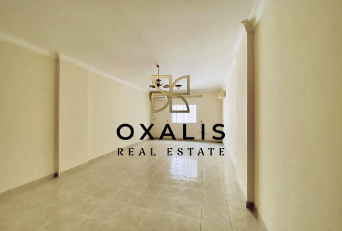 955845 - Property Image 2