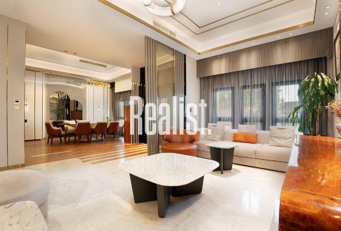 955948 - Property Image 2