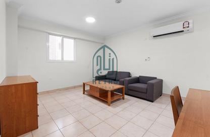 Apartment - 3 Bedrooms - 2 Bathrooms for rent in Al Sadd Road - Al Sadd - Doha