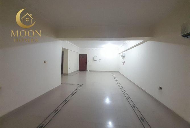 956089 - Property Image 3