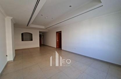 Apartment - 1 Bedroom - 2 Bathrooms for rent in East Porto Drive - Porto Arabia - The Pearl Island - Doha
