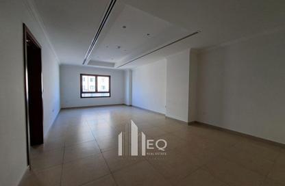 Apartment - 1 Bedroom - 2 Bathrooms for rent in East Porto Drive - Porto Arabia - The Pearl Island - Doha