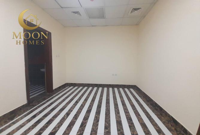 956273 - Property Image 3