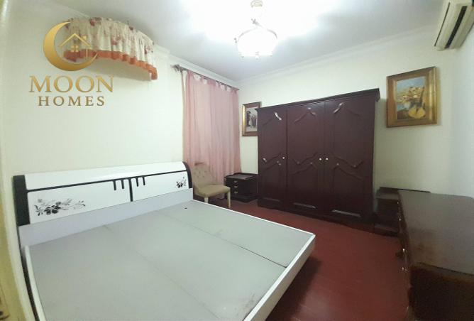 956269 - Property Image 3