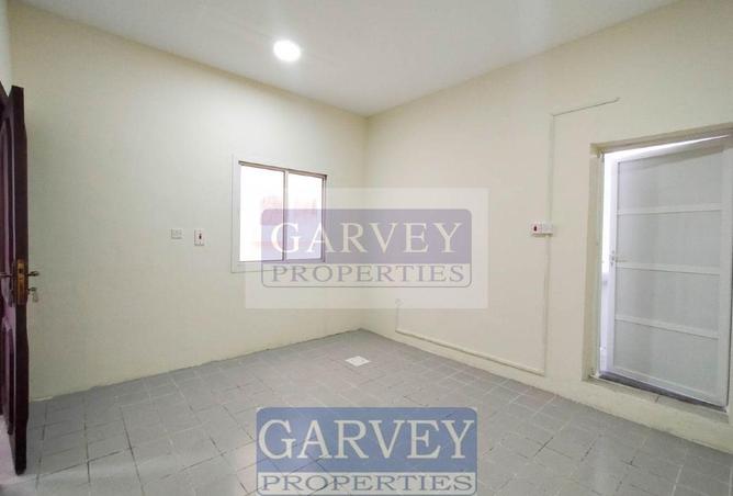 56929418 - Property Image 3
