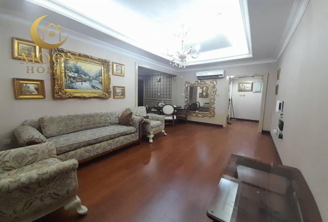 956268 - Property Image 2