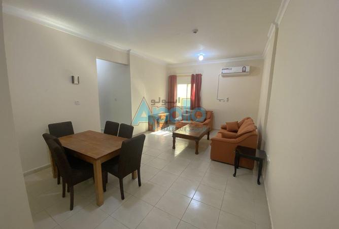 956331 - Property Image 2