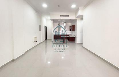 Apartment - 3 Bedrooms - 2 Bathrooms for rent in Al Sadd Road - Al Sadd - Doha