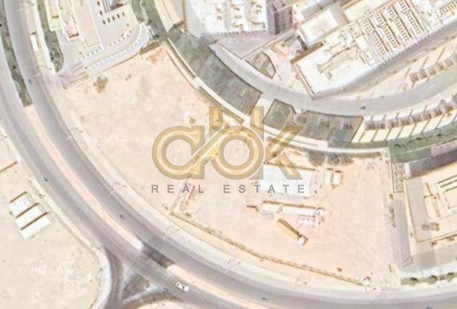 956474 - Property Image 2