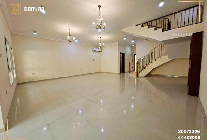 956423 - Property Main Image