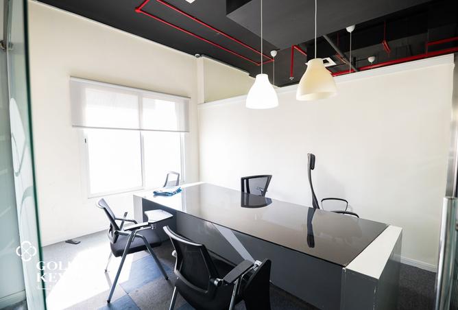 956537 - Property Image 2