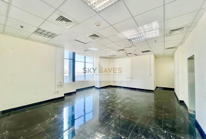 956628 - Property Image 2