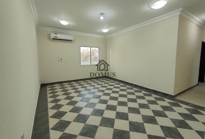 956805 - Property Main Image