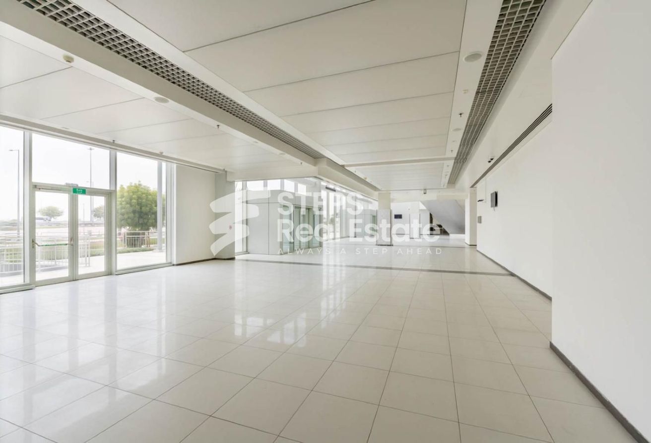 Modern Office Space for Rent in Umm Al Seneem  - office-space in Barwa Commercial Avenue