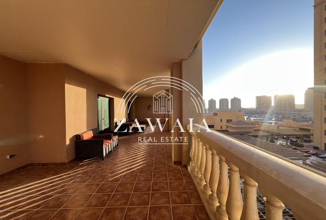 958144 - Property Image 2