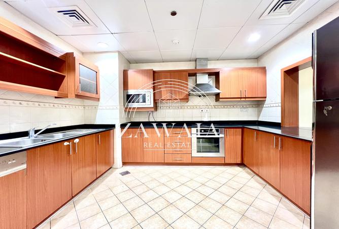 958144 - Property Image 3