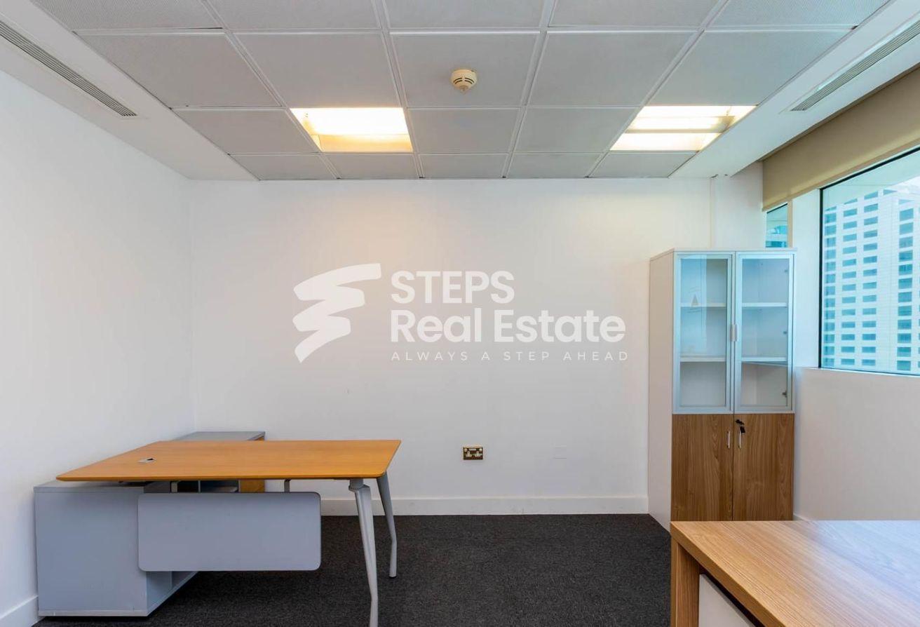 4 Furnished Offices in Business Center in West Bay - office-space in West Bay