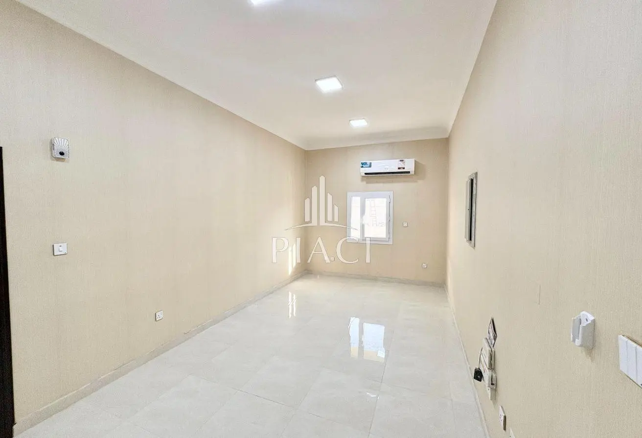 957392 - Property Main Image