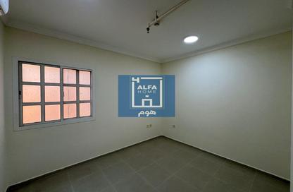 شقة - 2 غرف نوم - 2 حمامات للايجار في منطقة مويثر - الريان - الدوحة