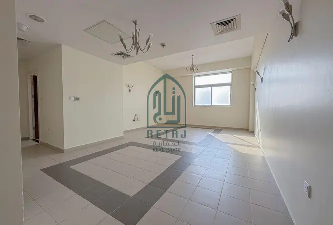 957603 - Property Image 2