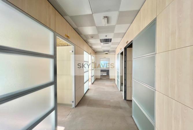 958567 - Property Image 2