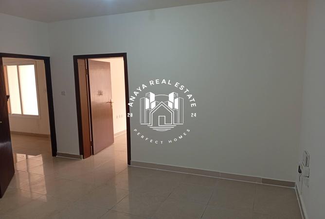 958711 - Property Image 3