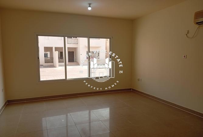 958711 - Property Main Image