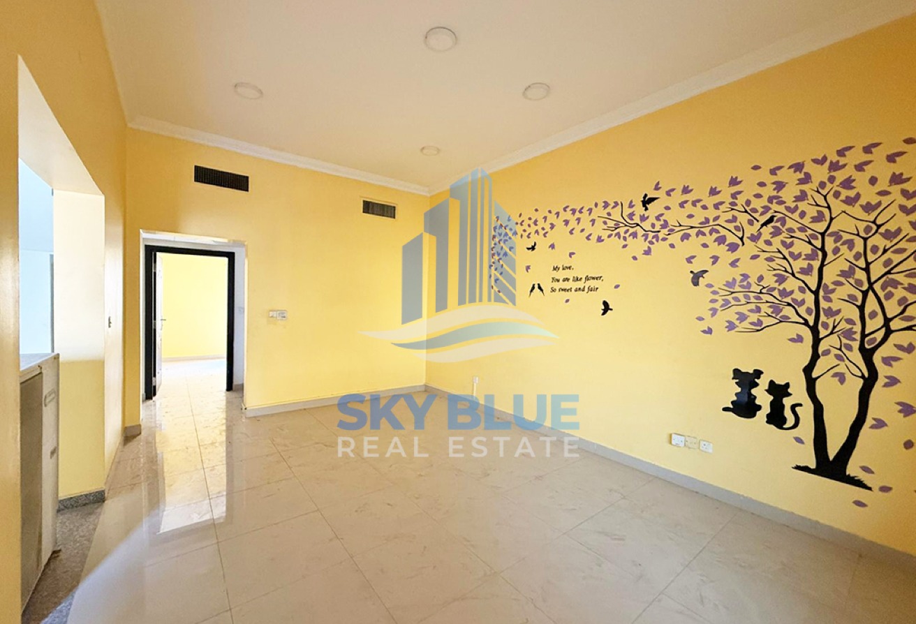 Spacious 4 BHK Villa in Gharaffa with Maid Room