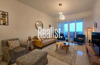 Apartment - 2 Bedrooms - 3 Bathrooms for sale in Viva East - Viva Bahriyah - The Pearl Island - Doha