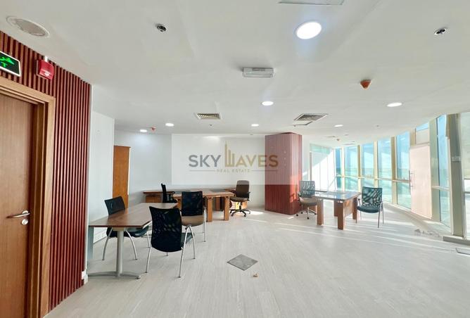 963005 - Property Image 2