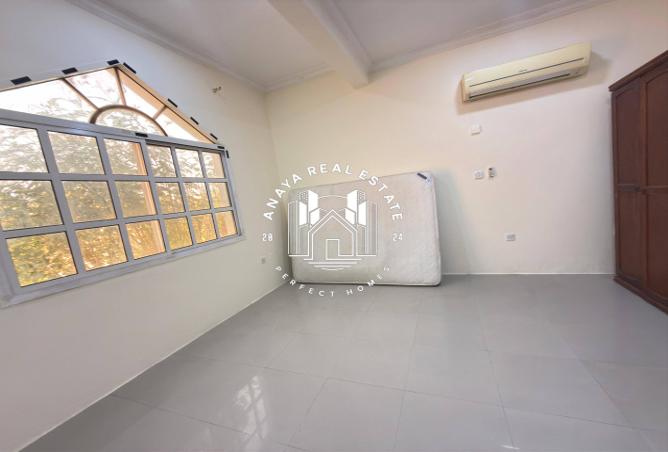 958922 - Property Image 2