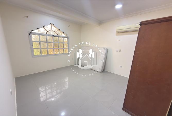 958916 - Property Main Image