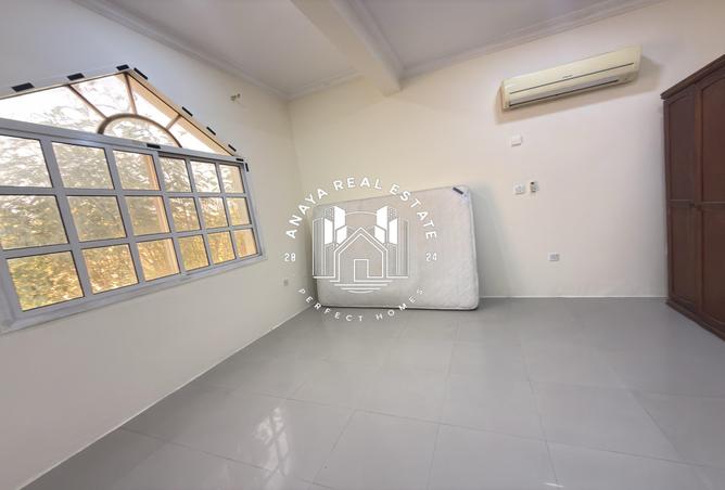 958916 - Property Image 2