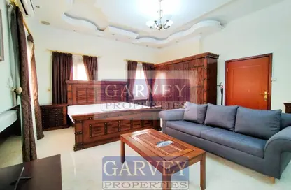 Apartment - Studio - 1 Bathroom for rent in Onaiza Street - Diplomatic Area - Doha