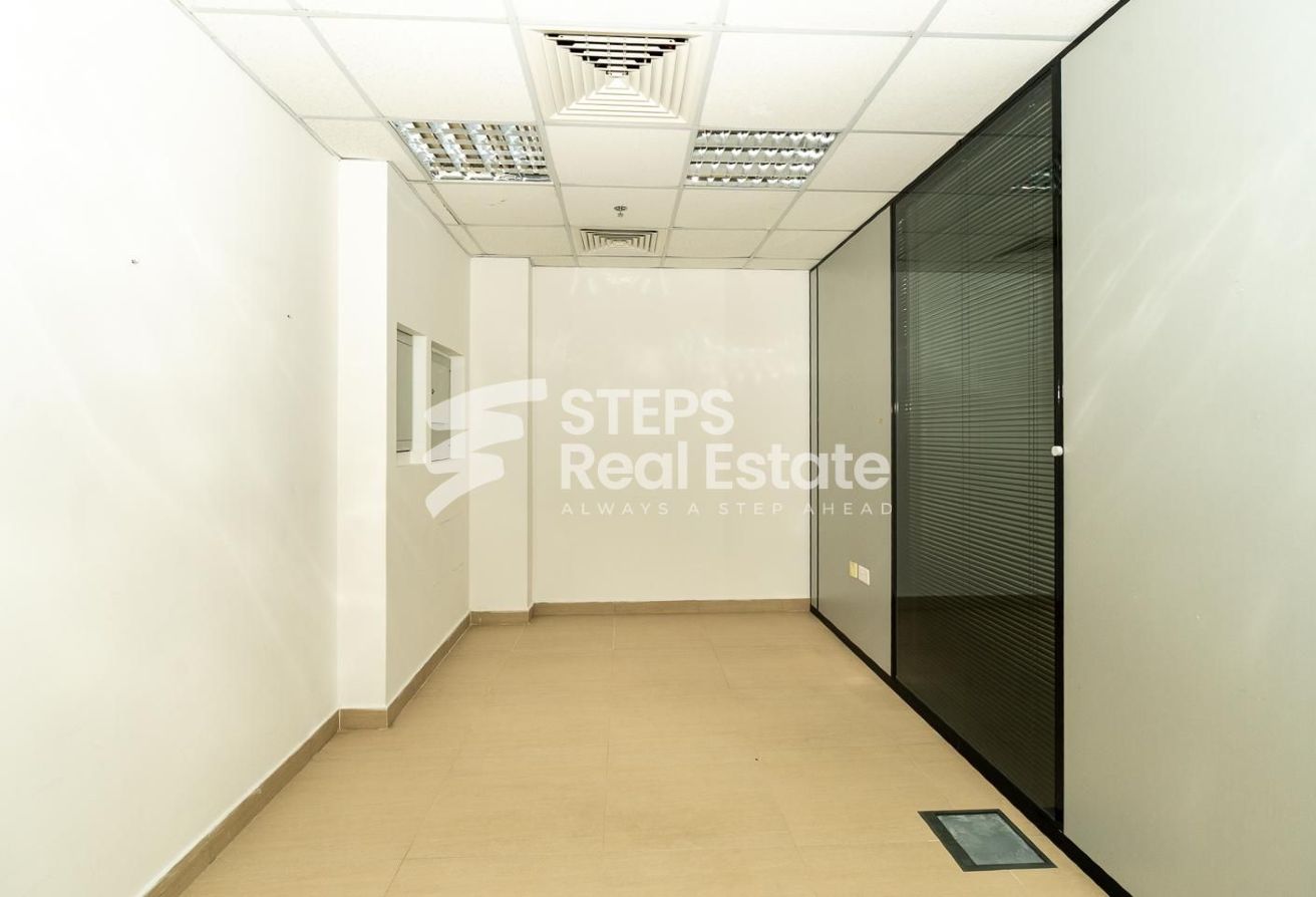Prime Location for Your Office with 2 Months Free - office-space in Fereej Bin Mahmoud North