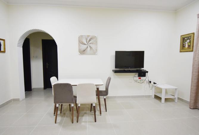 54102779 - Property Image 3