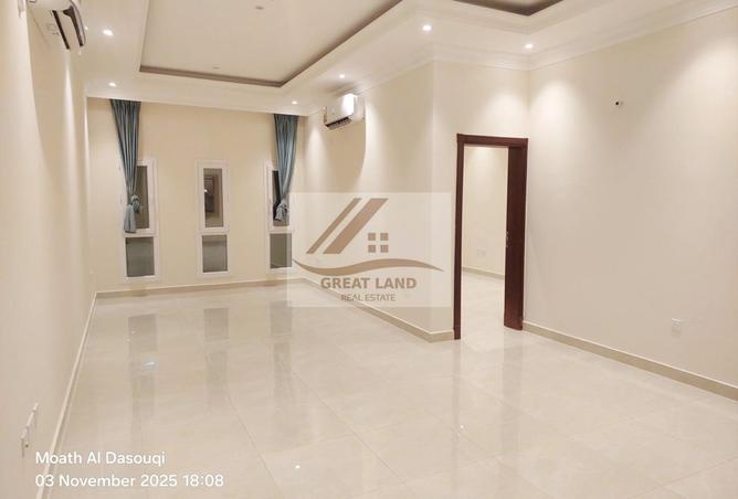 53810089 - Property Main Image